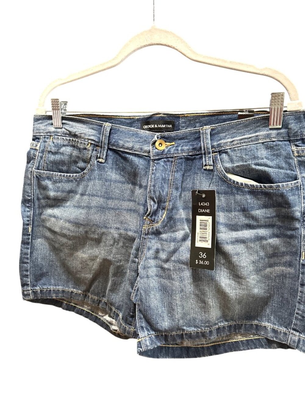 George and Martha Womens Shorts L4343 Diane Jeans 5 Pocket Med Wash Size 36 NWT
